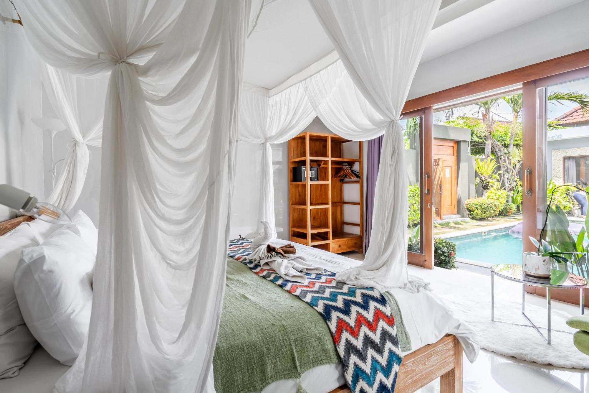 Kubu Joglo Villa Seminyak Buitenkant foto